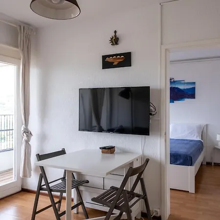 Apartment Boat